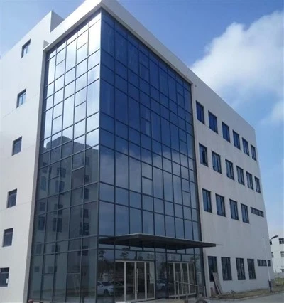 Exteriör glasgardinvägg